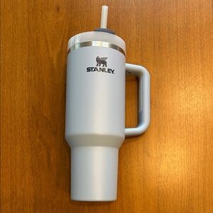 Stanley Silver and Gray Insulated Mug 40 oz